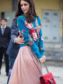 春風又綠江南岸,四月春風百褶裙